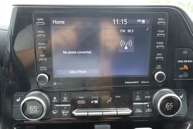 Used 2021 Magnetic Gray Metallic Toyota XLE image 31