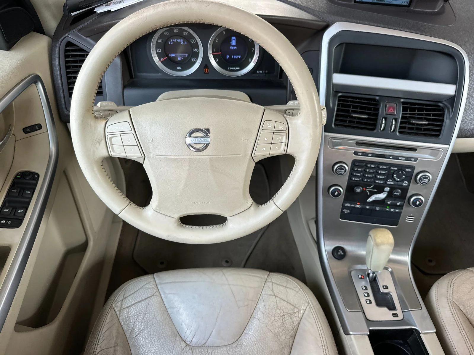 Used 2010  Volvo T6 image 14
