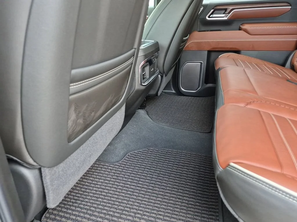 2026 GMC Sierra 2500HD Denali Ultimate - Photo 39