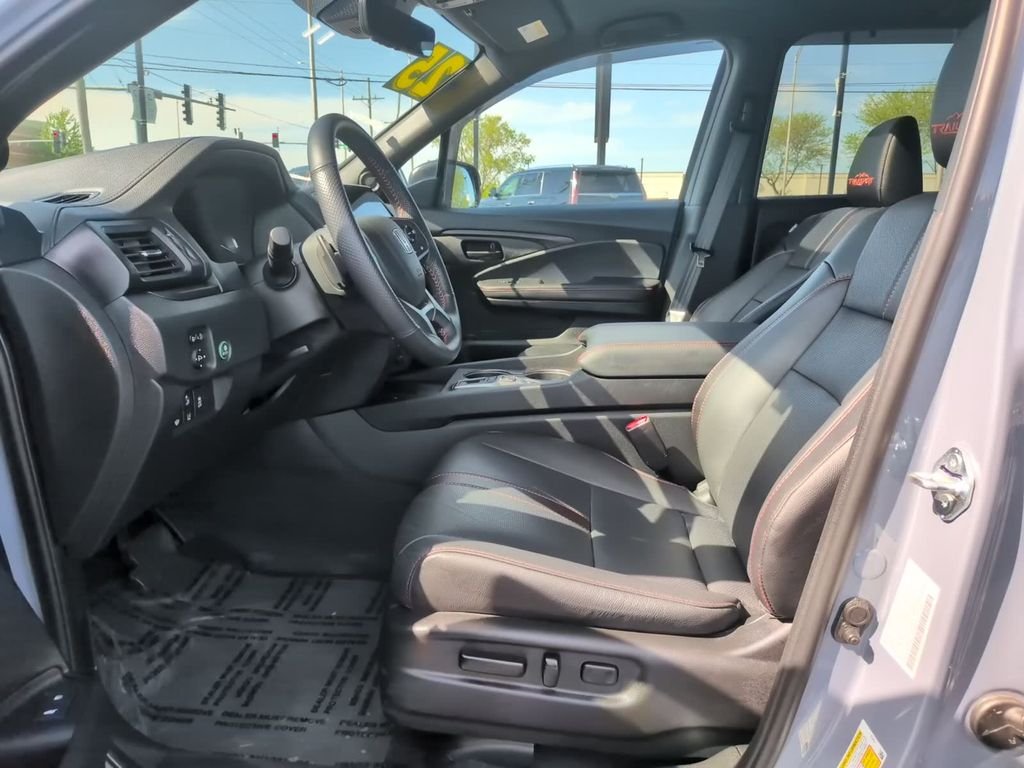 Used 2025 Blue Honda TrailSport image 22