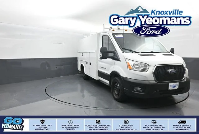 Certified Used 2020 Oxford White Ford Cutaway Utility Box image 1