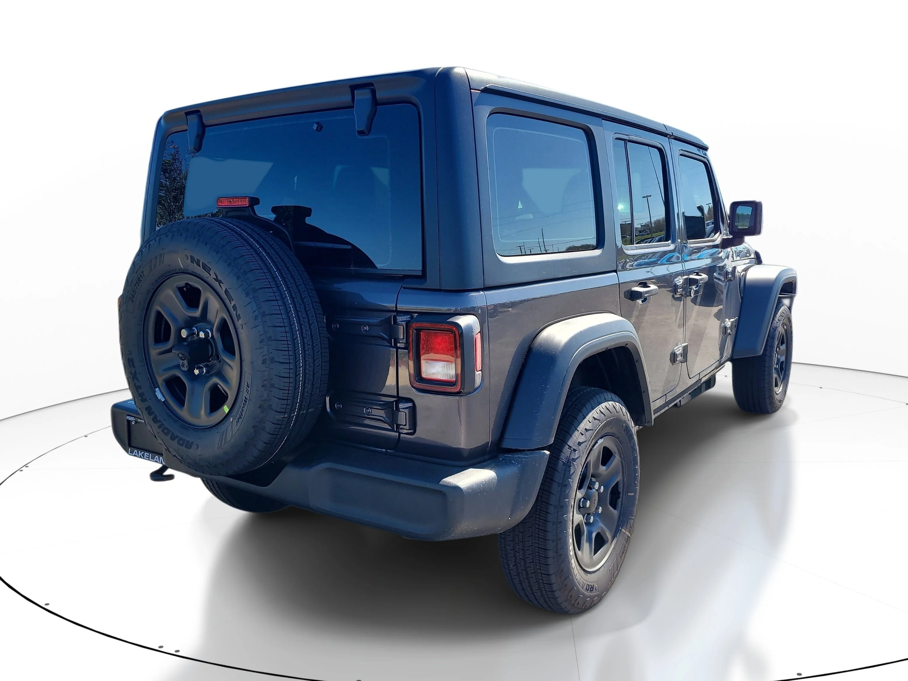 New 2026 Granite Crystal Metallic Clearcoat Jeep Sport image 6