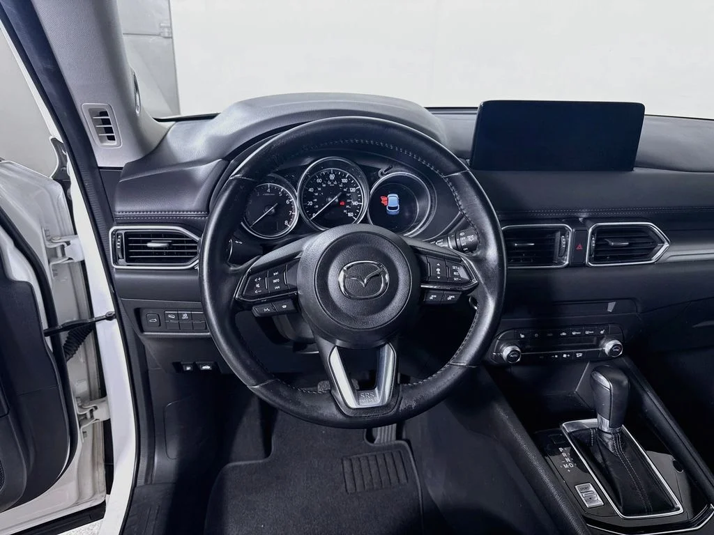 Used 2021 Snowflake White Pearl Mica Mazda Touring image 21