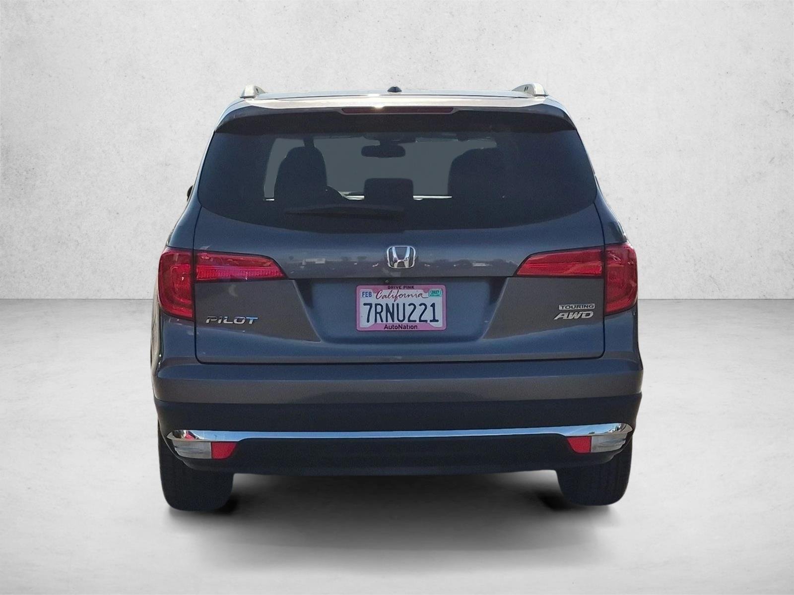 Used 2016 Modern Steel Metallic Honda Touring image 7