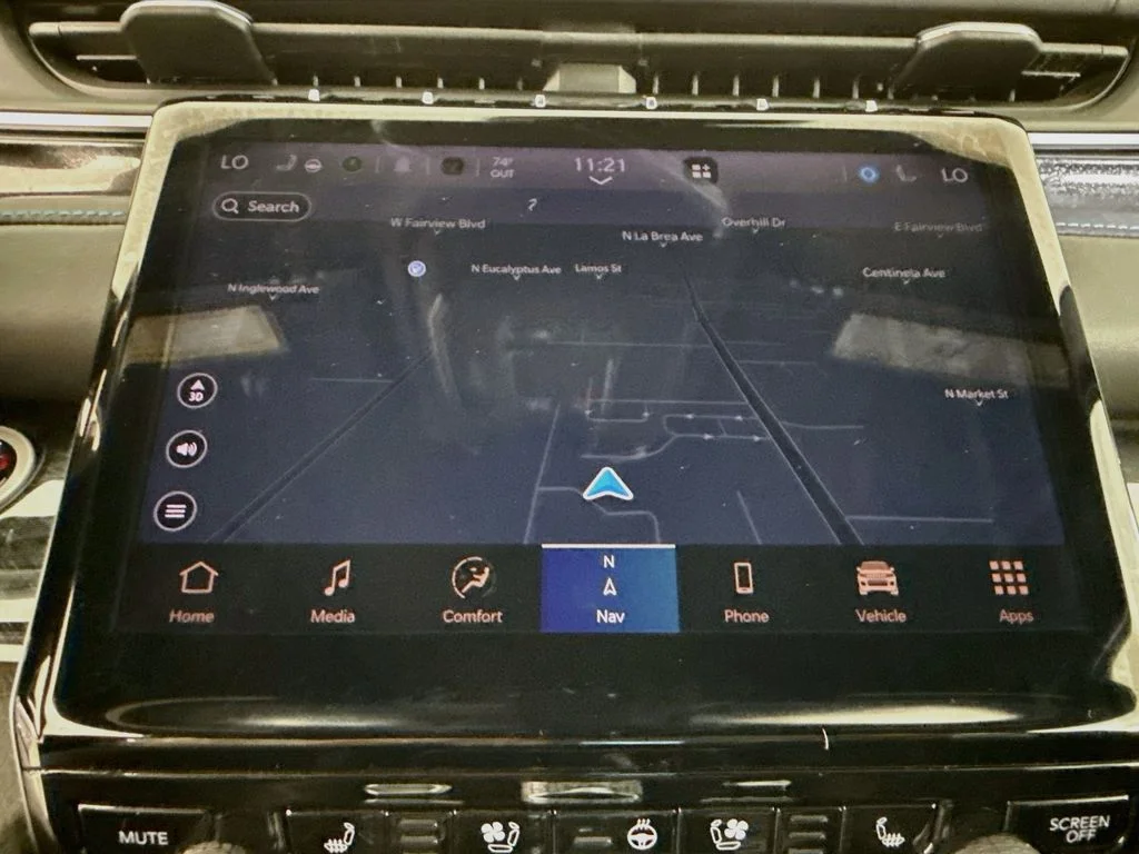 Used 2022 Black Jeep Trailhawk 4xe image 19