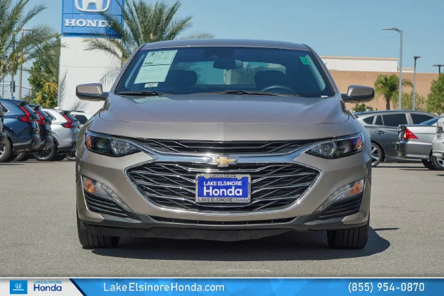 Used 2023 Mineral Gray Metallic Chevrolet LT image 3