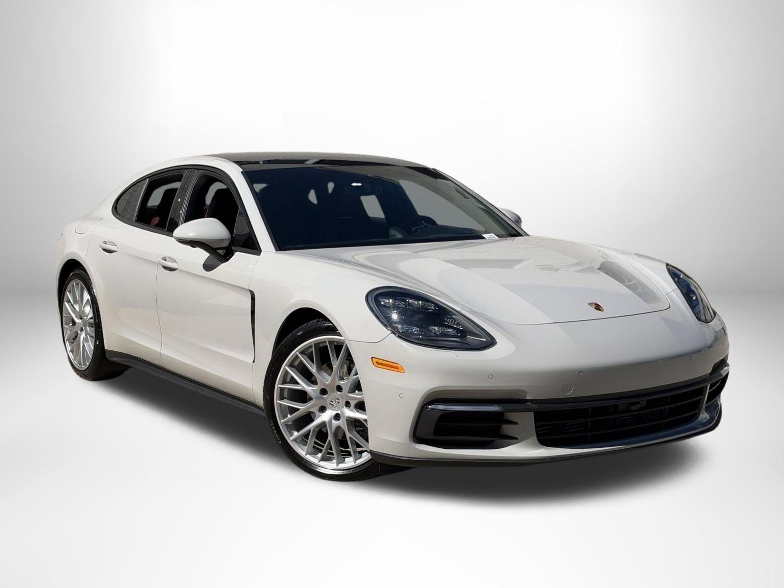 2018 Porsche Panamera