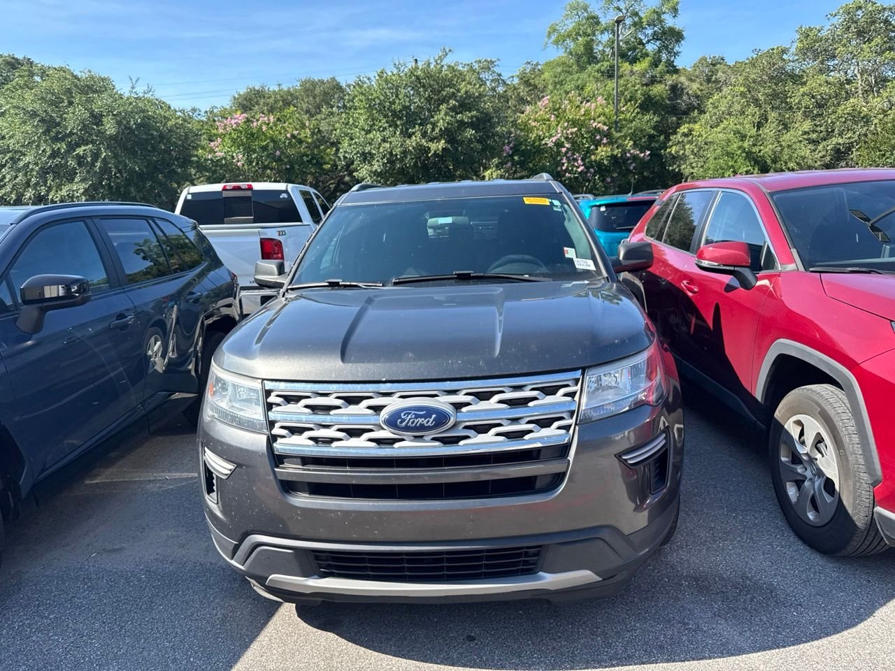 Used 2019 Gray Ford XLT image 2