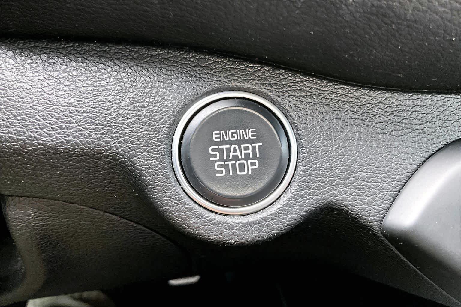 Used 2020 Aurora Black Kia GT-Line image 30