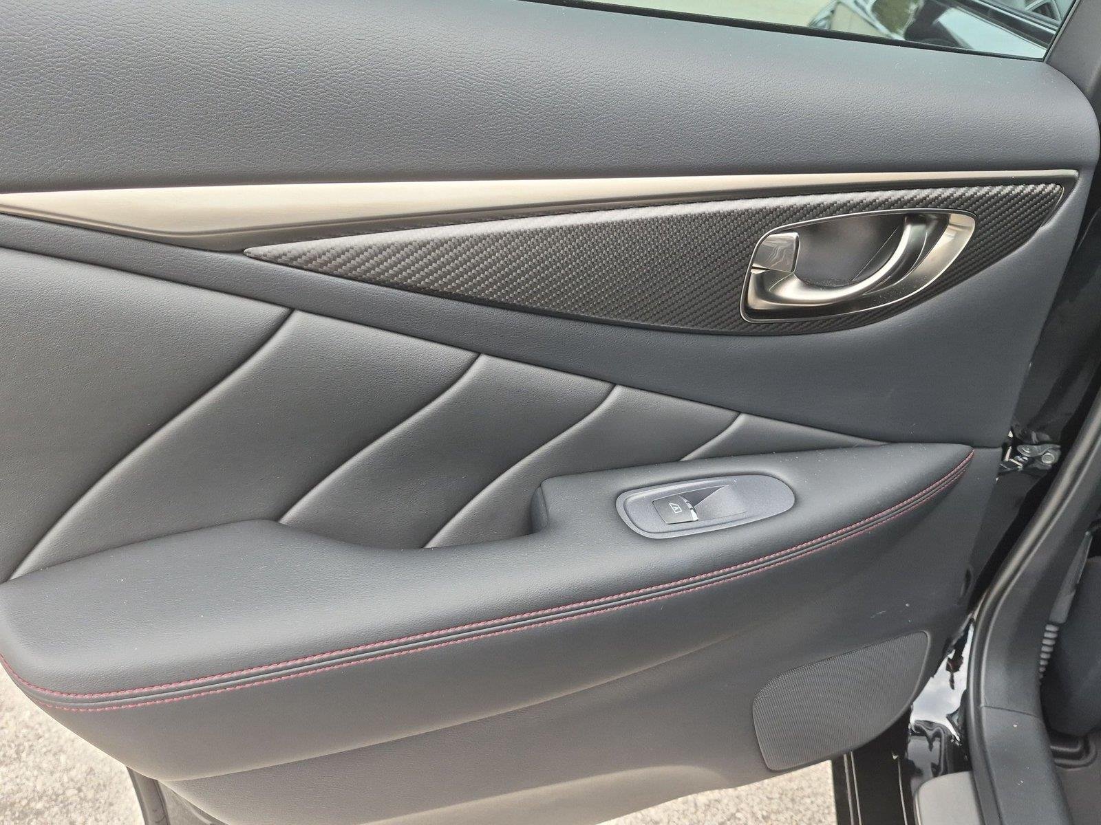 Used 2023 Midnight Black INFINITI RED SPORT 400 image 32
