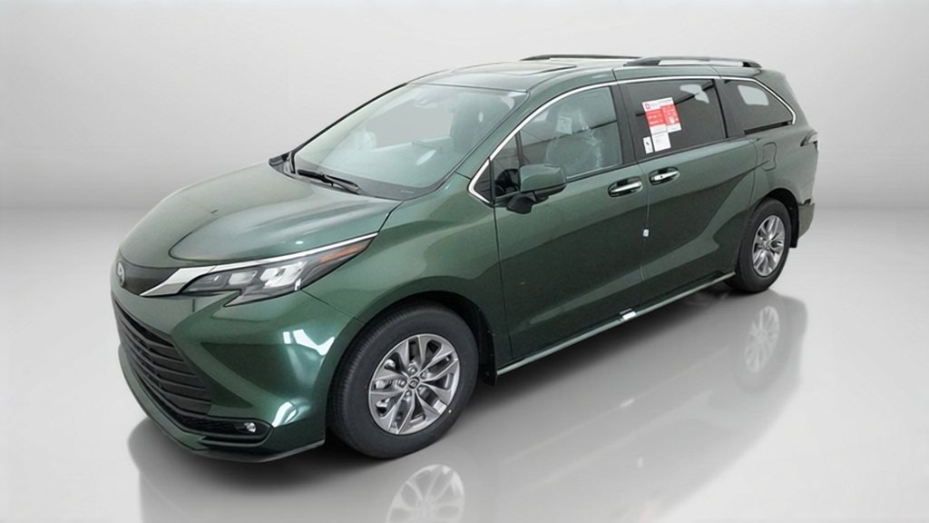 2026 Toyota Sienna XLE