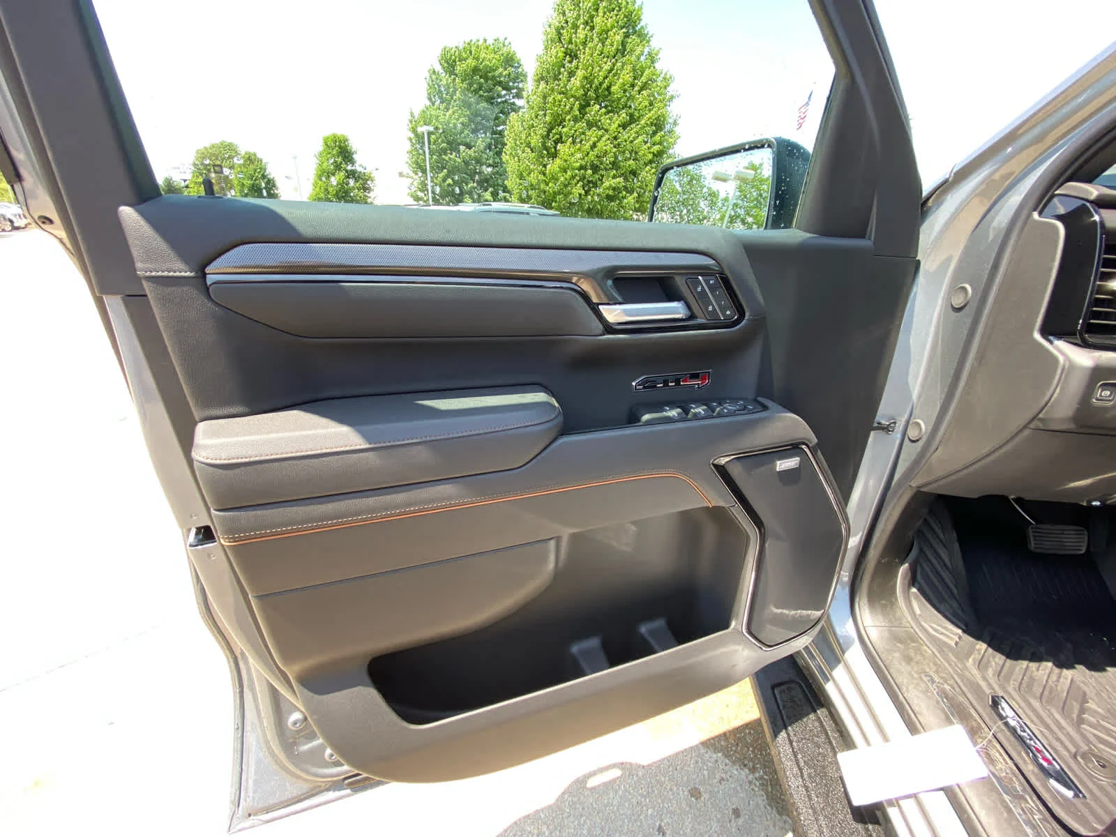 New 2026 Sterling Metallic GMC AT4 image 6