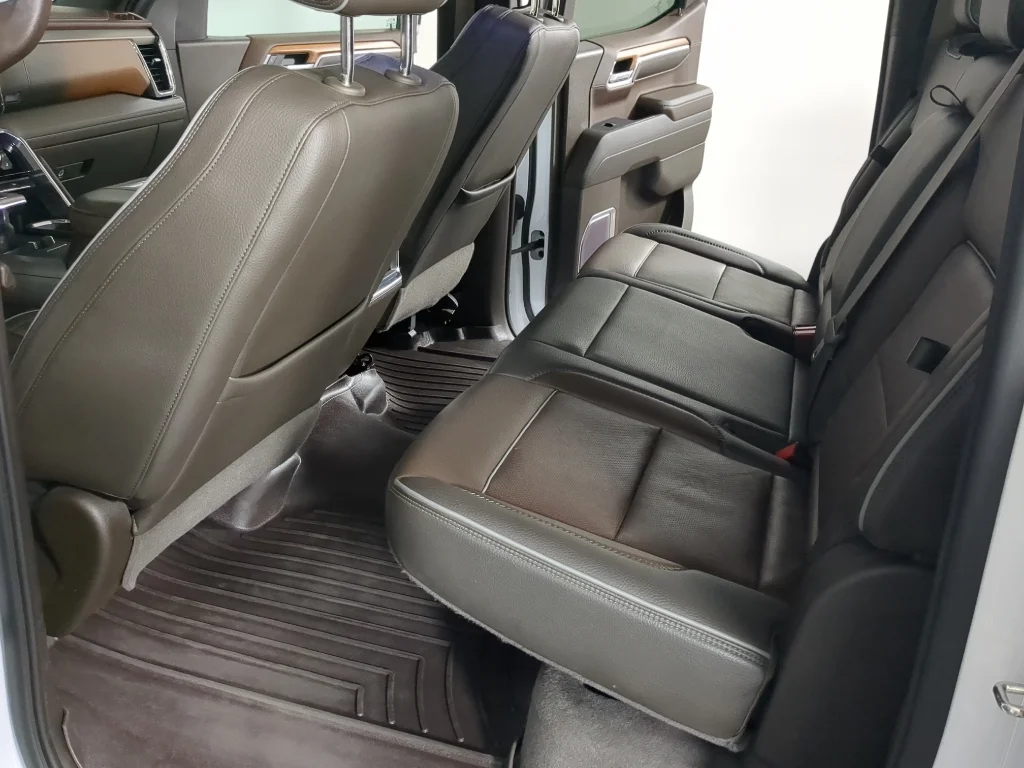 Used 2022 White GMC Denali image 15