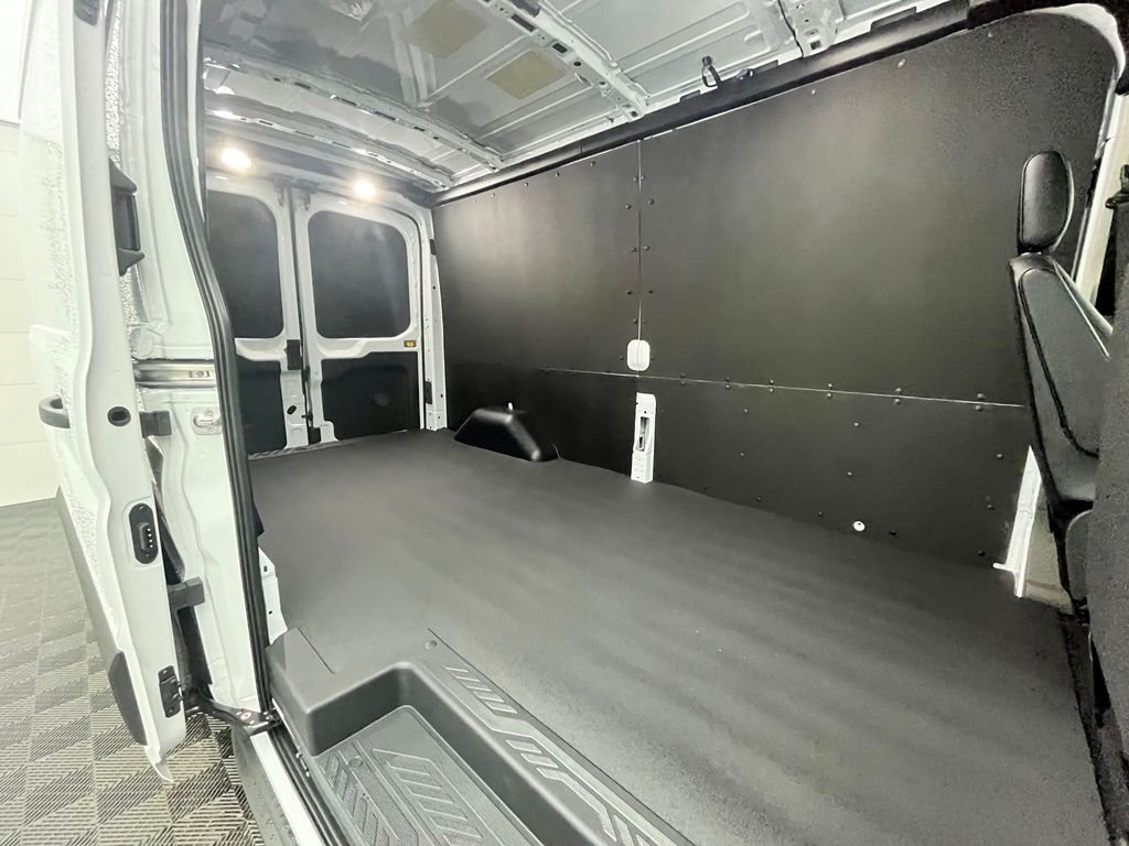 New 2026 White Ford Base image 32