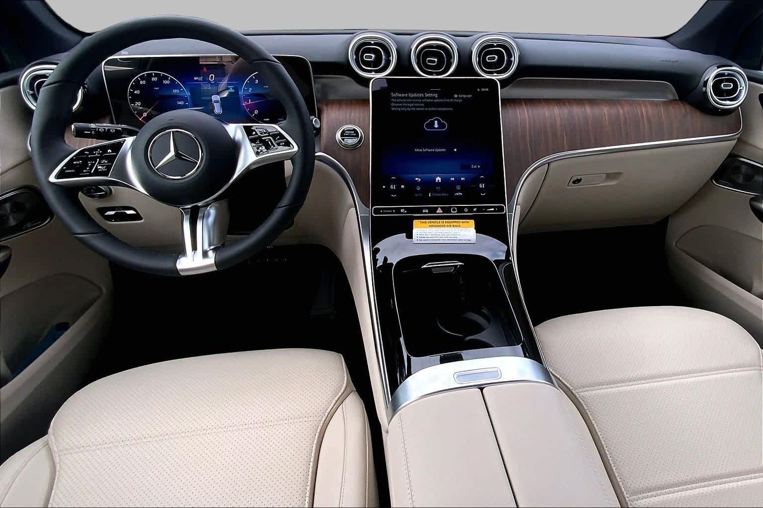 New 2027 Polar White Mercedes-Benz GLC 300 image 5