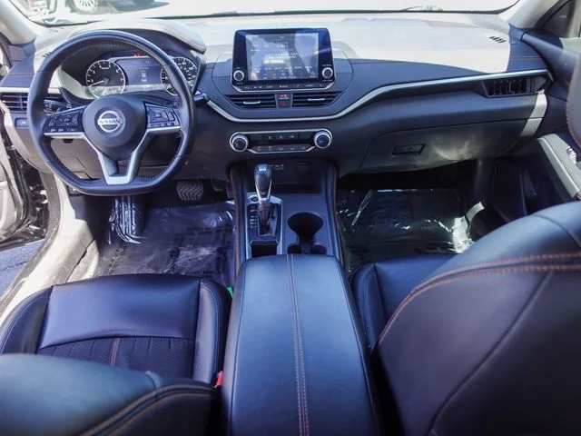 Used 2021 Black Nissan 2.5 SR image 25