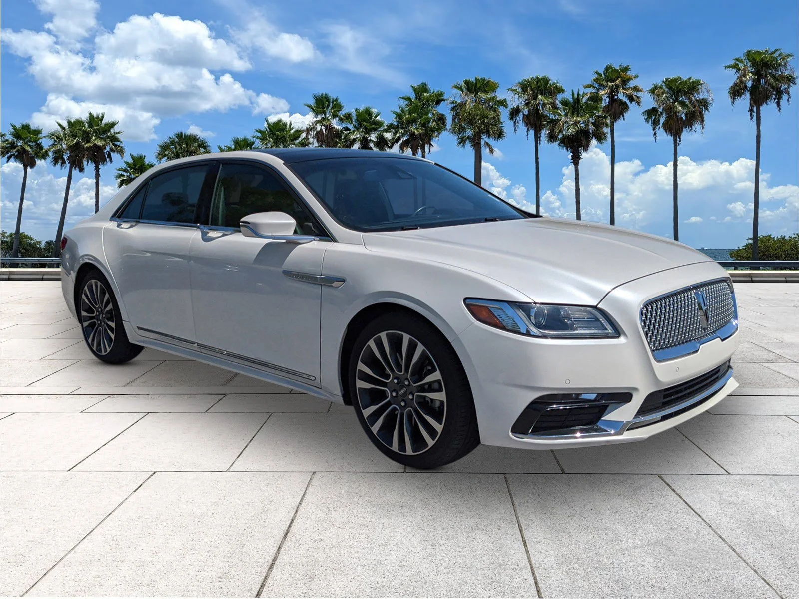 2018 Lincoln Continental Select