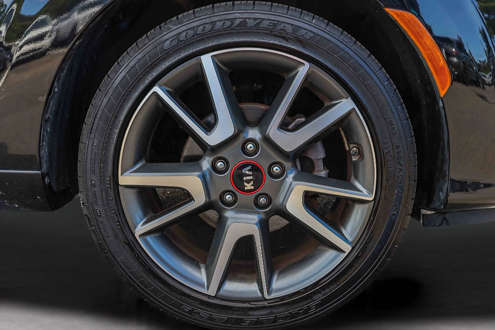 Certified Used 2020 Cherry Black Kia GT-Line image 25