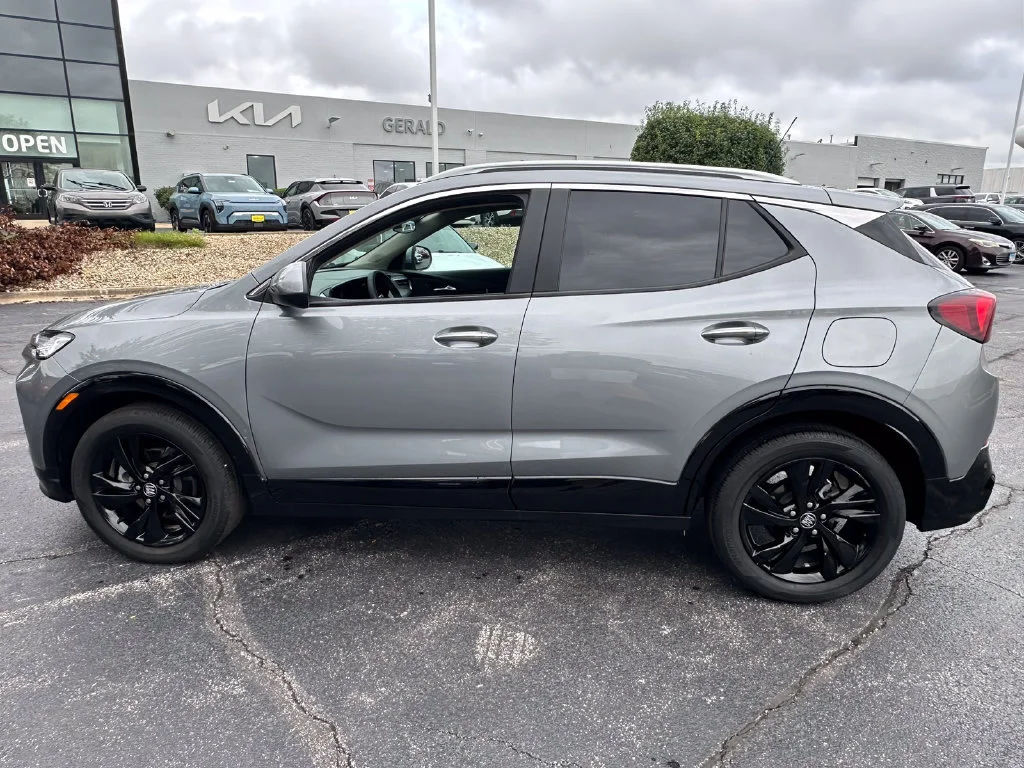 2024 Buick Encore GX Sport Touring - Photo 6
