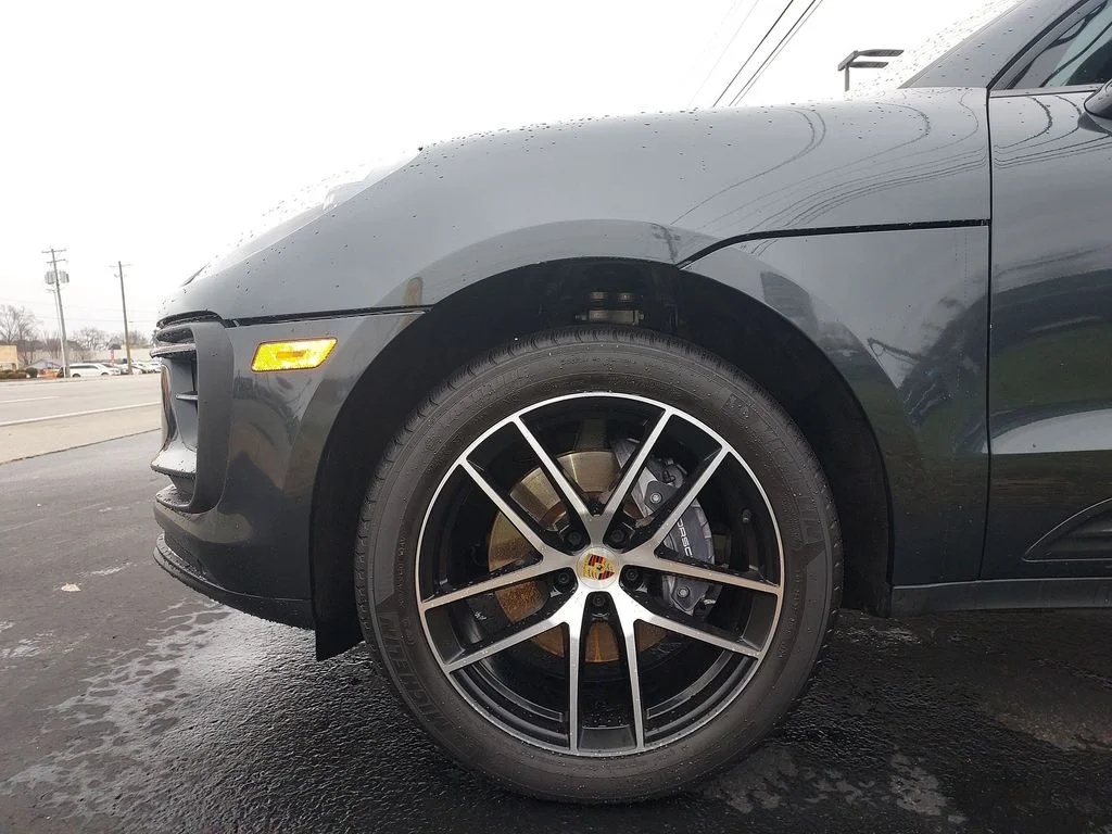 Used 2022 Black Porsche Base image 16