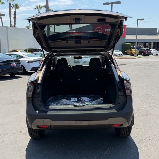 New 2026 Canyon Bronze Metallic Nissan SV image 7