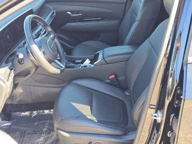 Used 2025 Black Hyundai XRT image 14