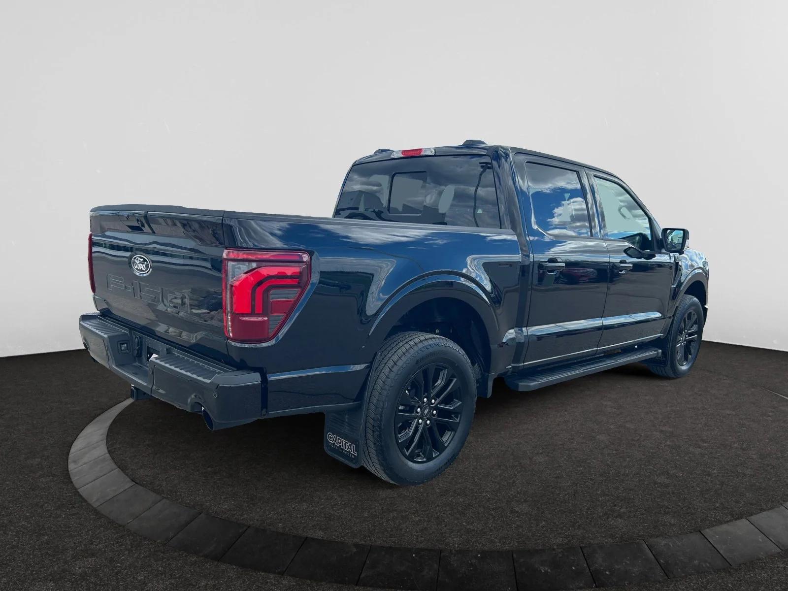 Used 2025 BLACK Ford LARIAT SuperCrew   **New Arrival** image 5