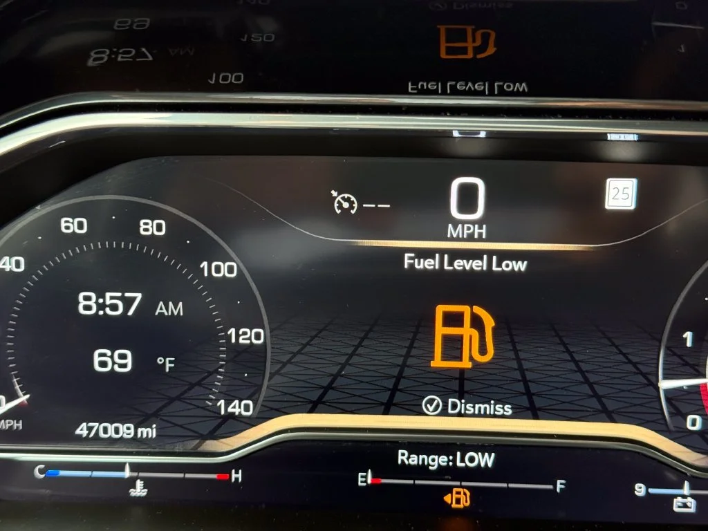 Used 2025 Silver GMC SLT image 16