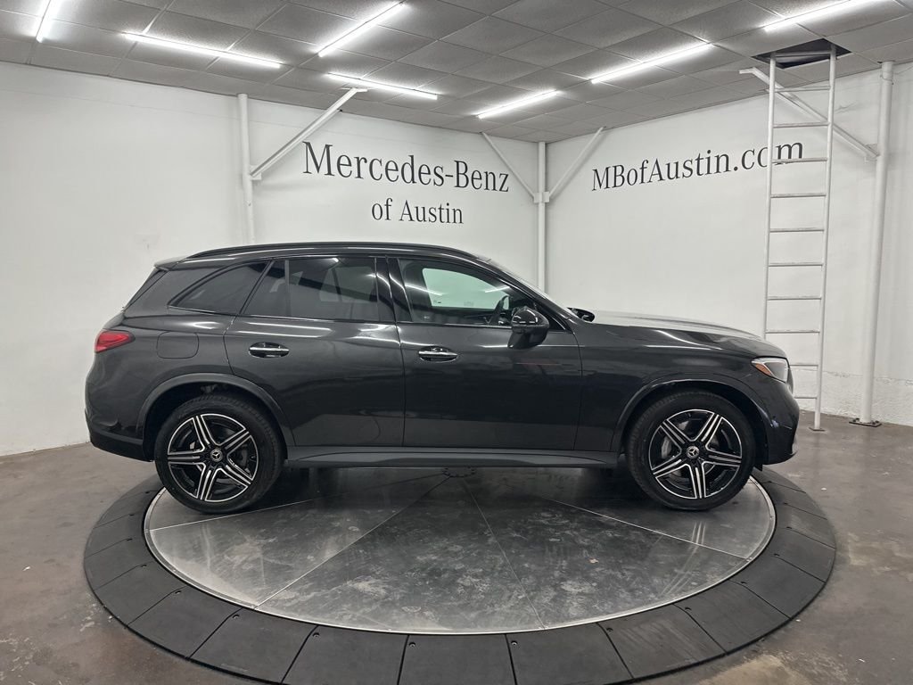 Used 2026 Gray Mercedes-Benz GLC 300 image 8