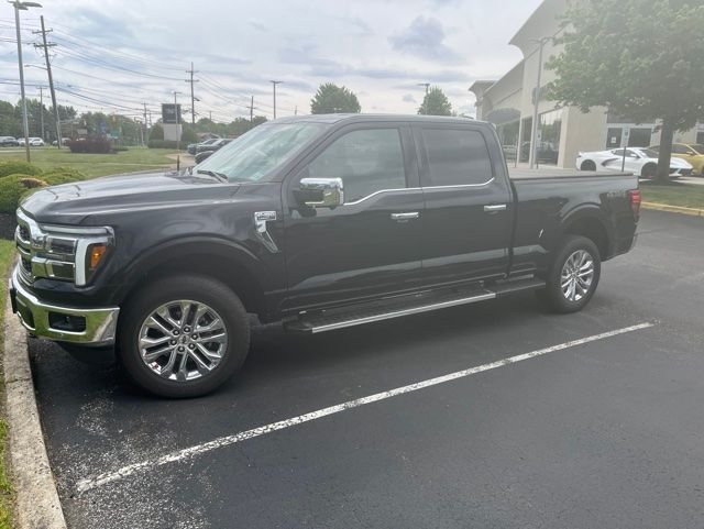 2025 Ford F-150 Lariat 4x4 SuperCrew 5-1/2 Box's photo