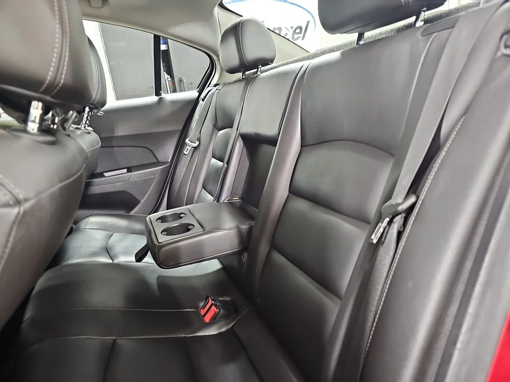 Used 2014 Red Chevrolet LTZ image 17