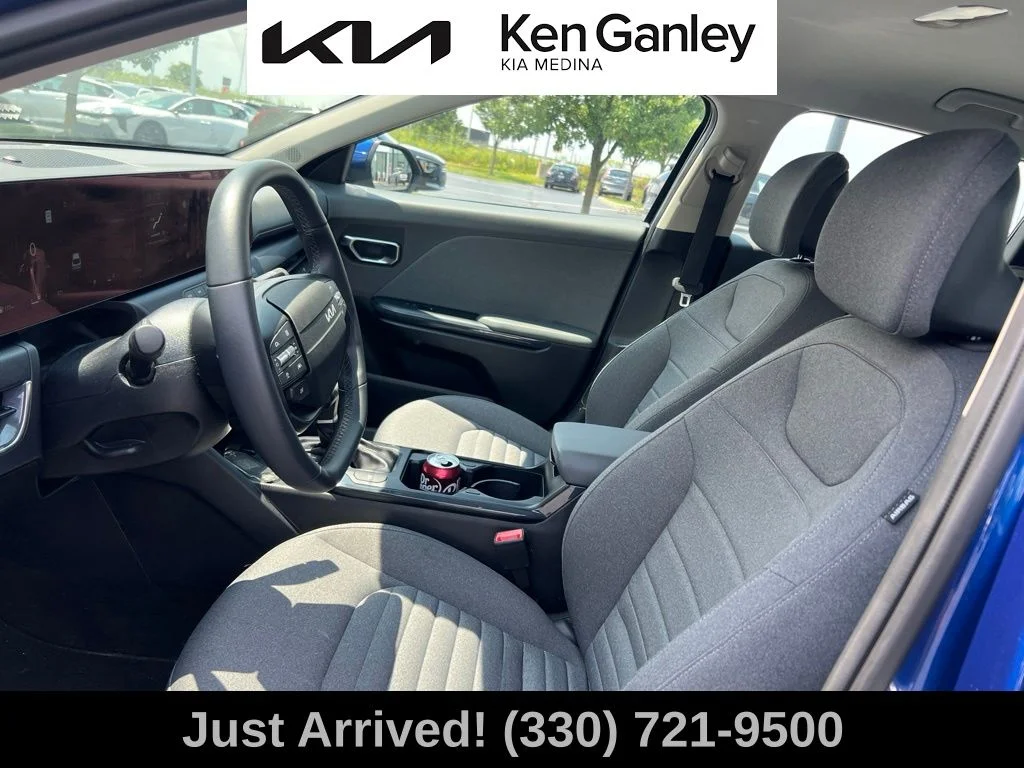 Certified Used 2025 Blue Kia EX image 11