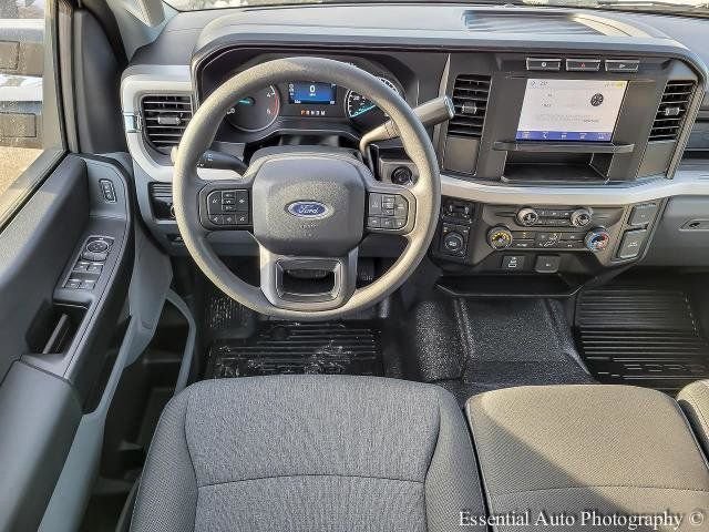 2024 Ford F-550 Super Duty Chassis Cab XL - Photo 29
