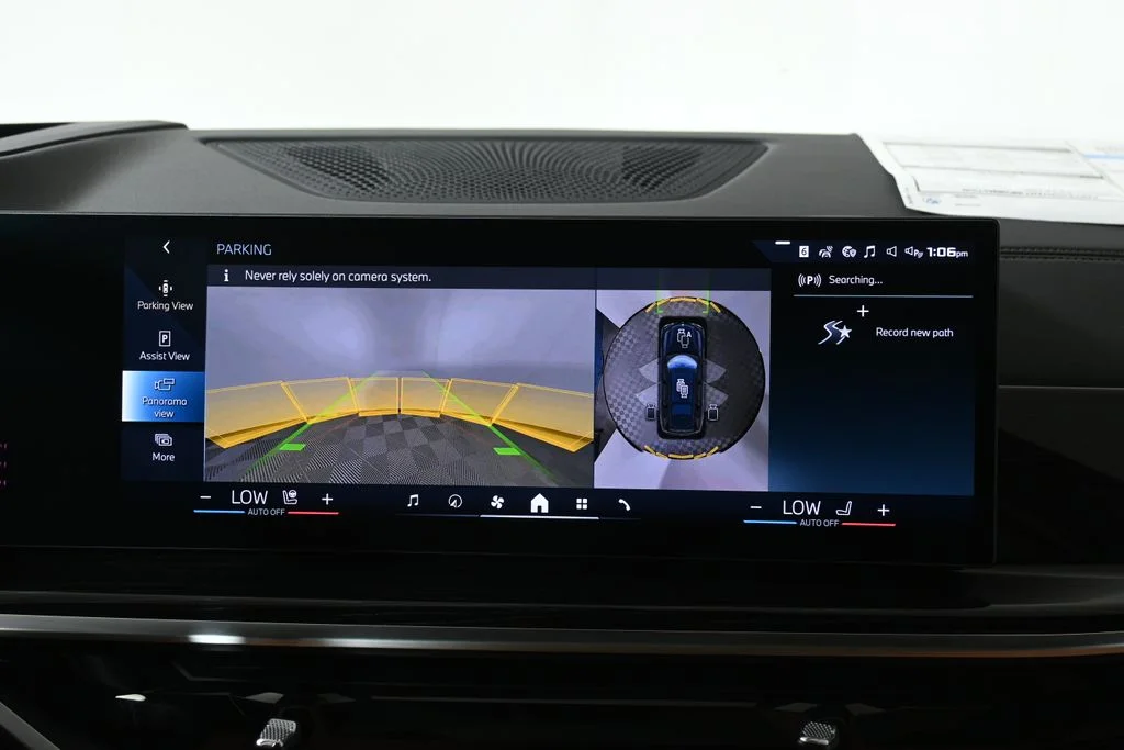 Used 2027 Black BMW M60i image 23