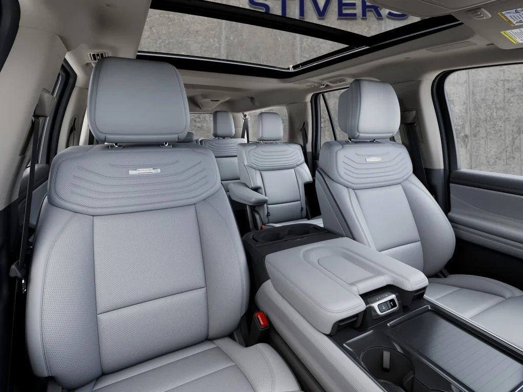 New 2027 Star White Metallic Tri-Coat Ford MAX Platinum image 10