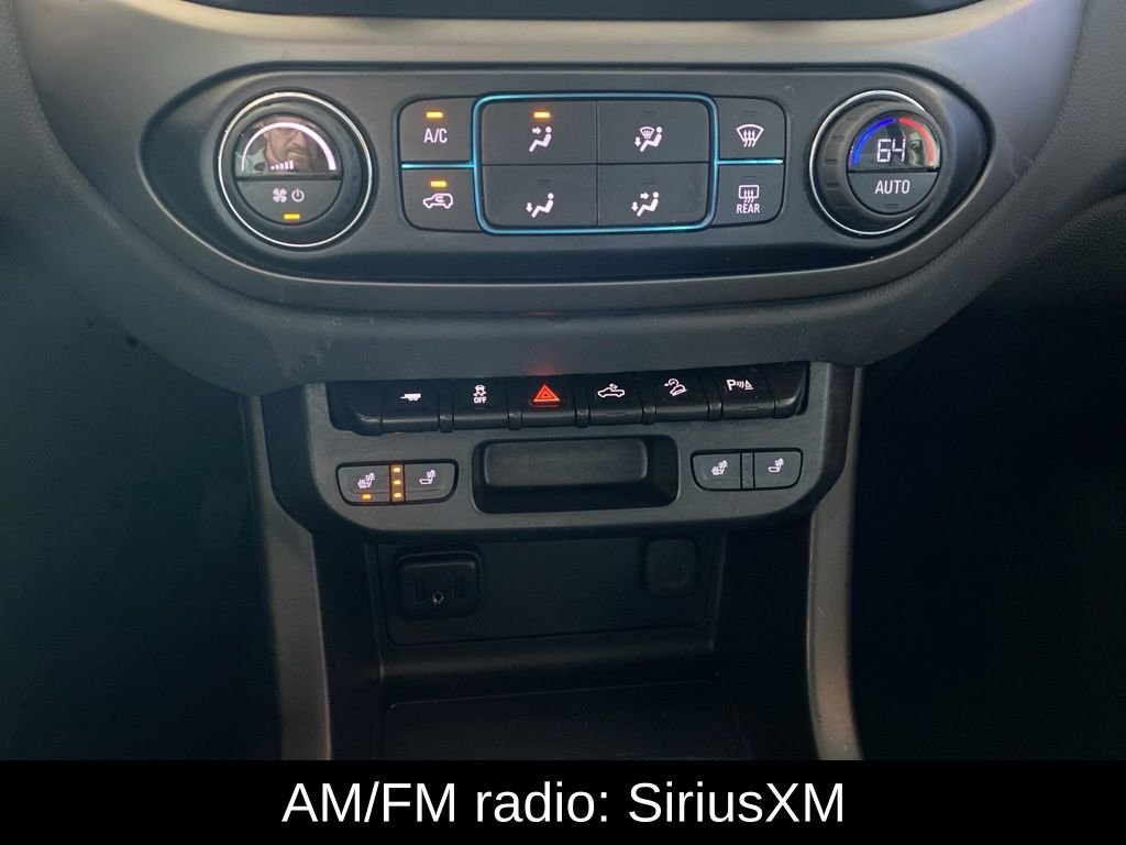 Used 2019 Black Chevrolet Z71 image 7
