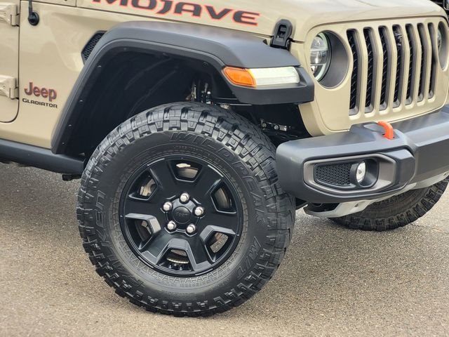 Used 2022 Beige Jeep Mojave image 9