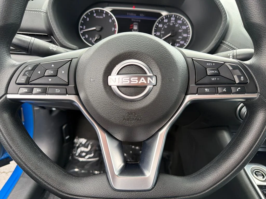 Used 2025 Blue Nissan SV image 16