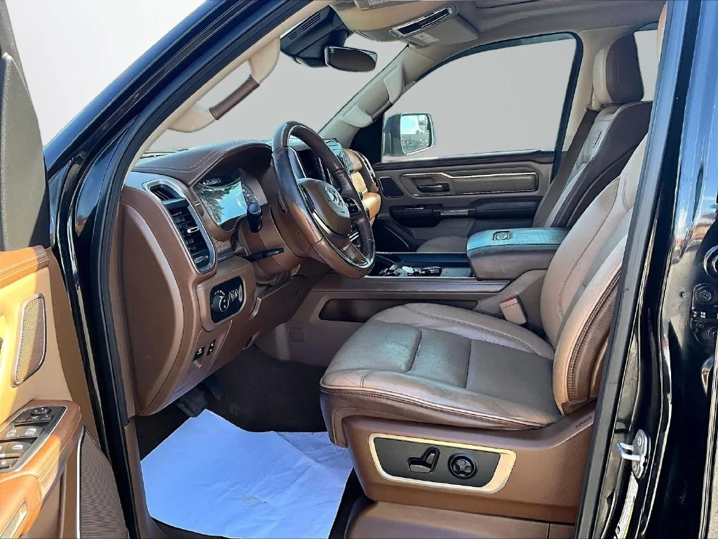 Used 2019 Black Ram Laramie Longhorn image 15