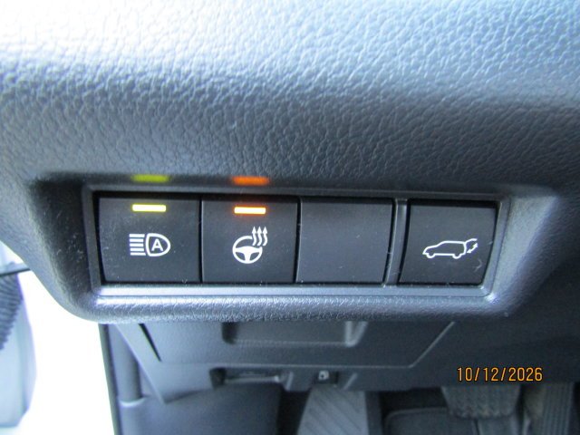 Certified Used 2024 Pearl Toyota Platinum image 11
