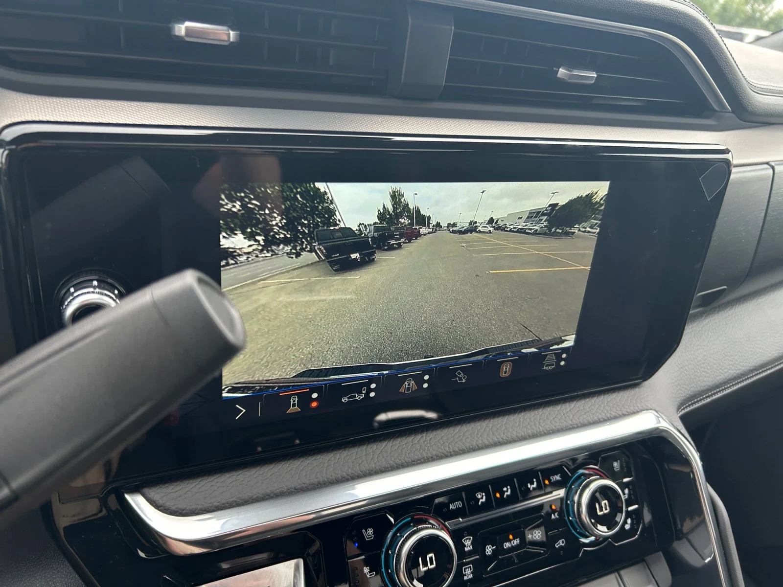 New 2026 Summit White GMC Denali image 27
