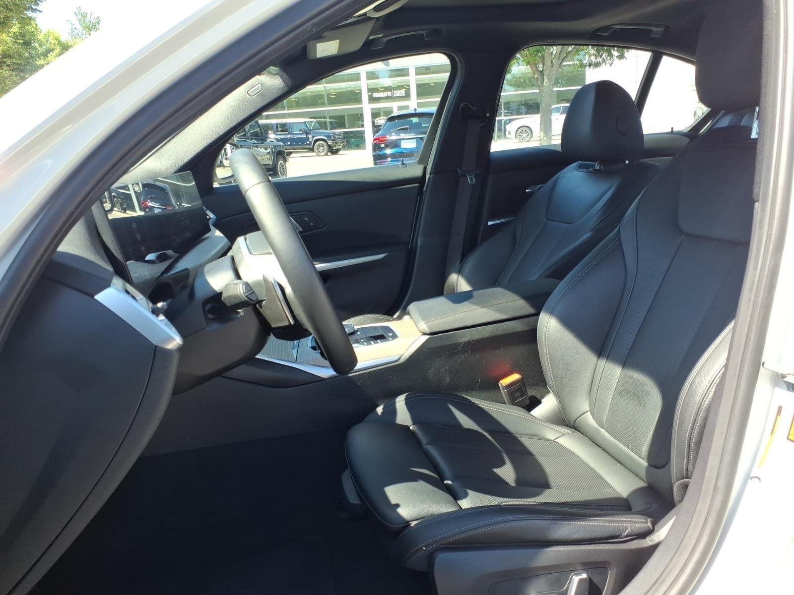 Used 2025 Alpine White BMW 330i image 17