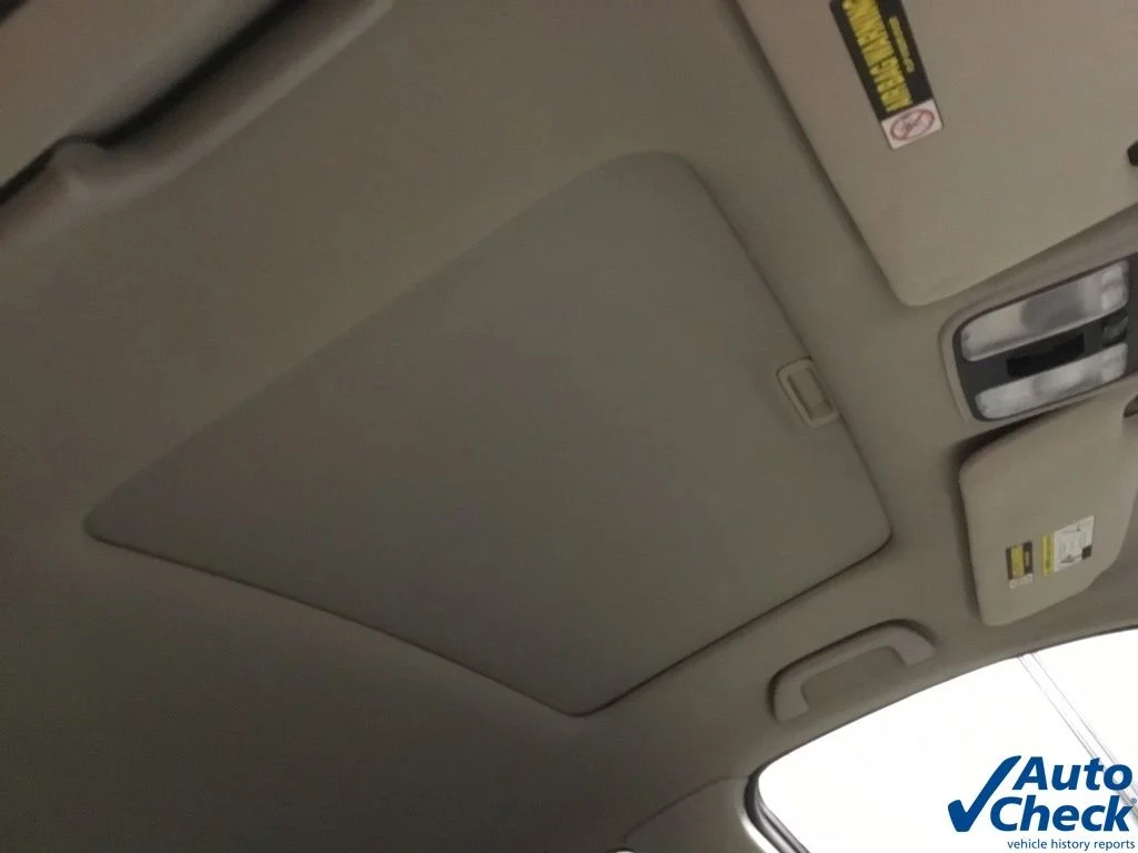 Used 2011 Black Acura Base image 34
