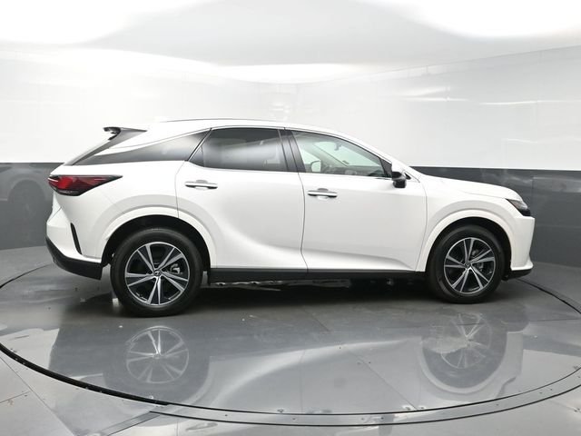 Used 2024 White Lexus 350 image 8