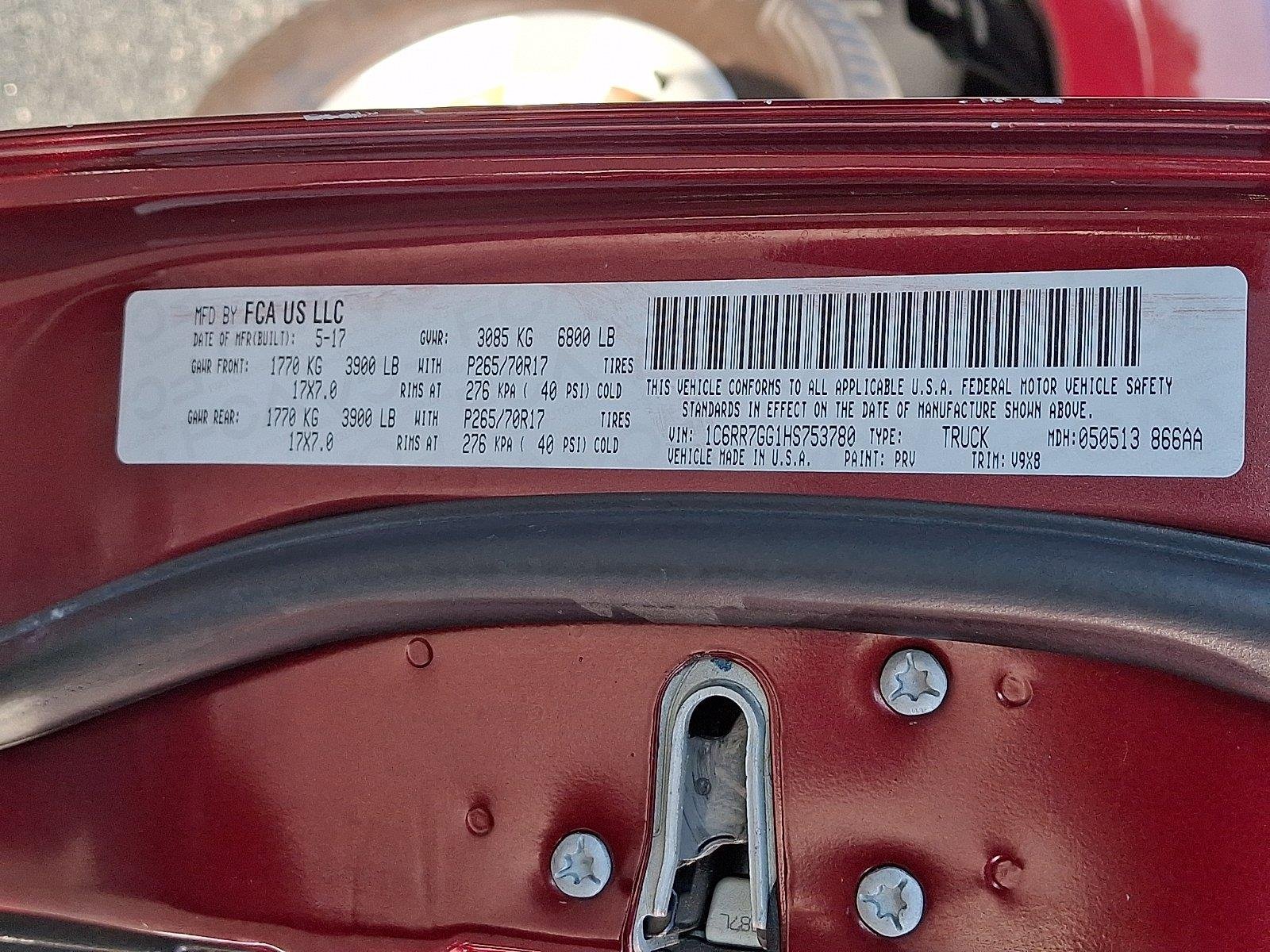 Used 2017 Delmonico Red Pearlcoat Ram SLT image 26