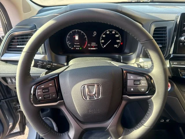 2026 Honda Odyssey EX-L - Photo 11
