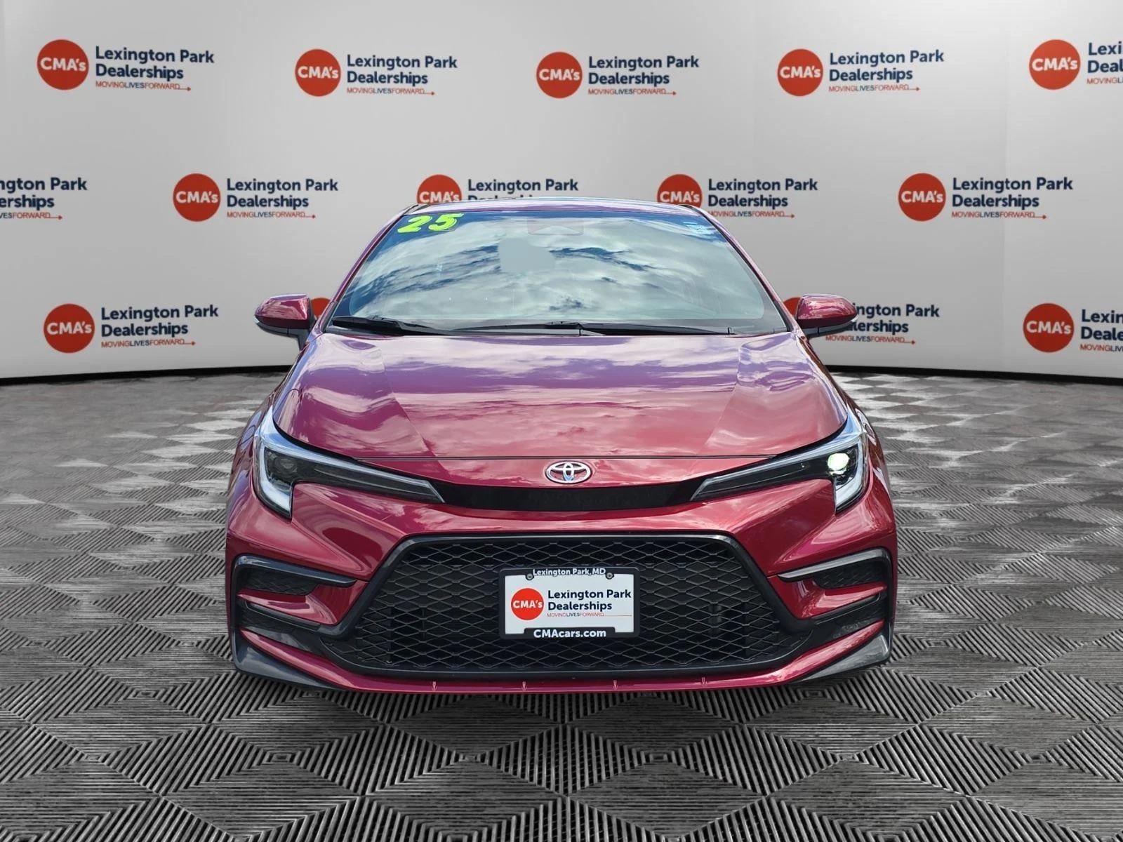 Used 2025 Ruby Flare Pearl Toyota XSE image 2