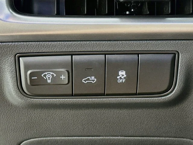 New 2027 Gray Hyundai SE image 20