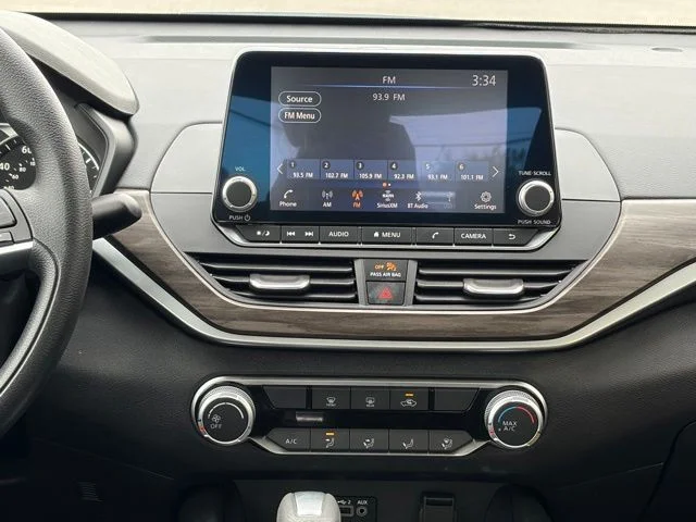 2025 Nissan Altima SV - Photo 26