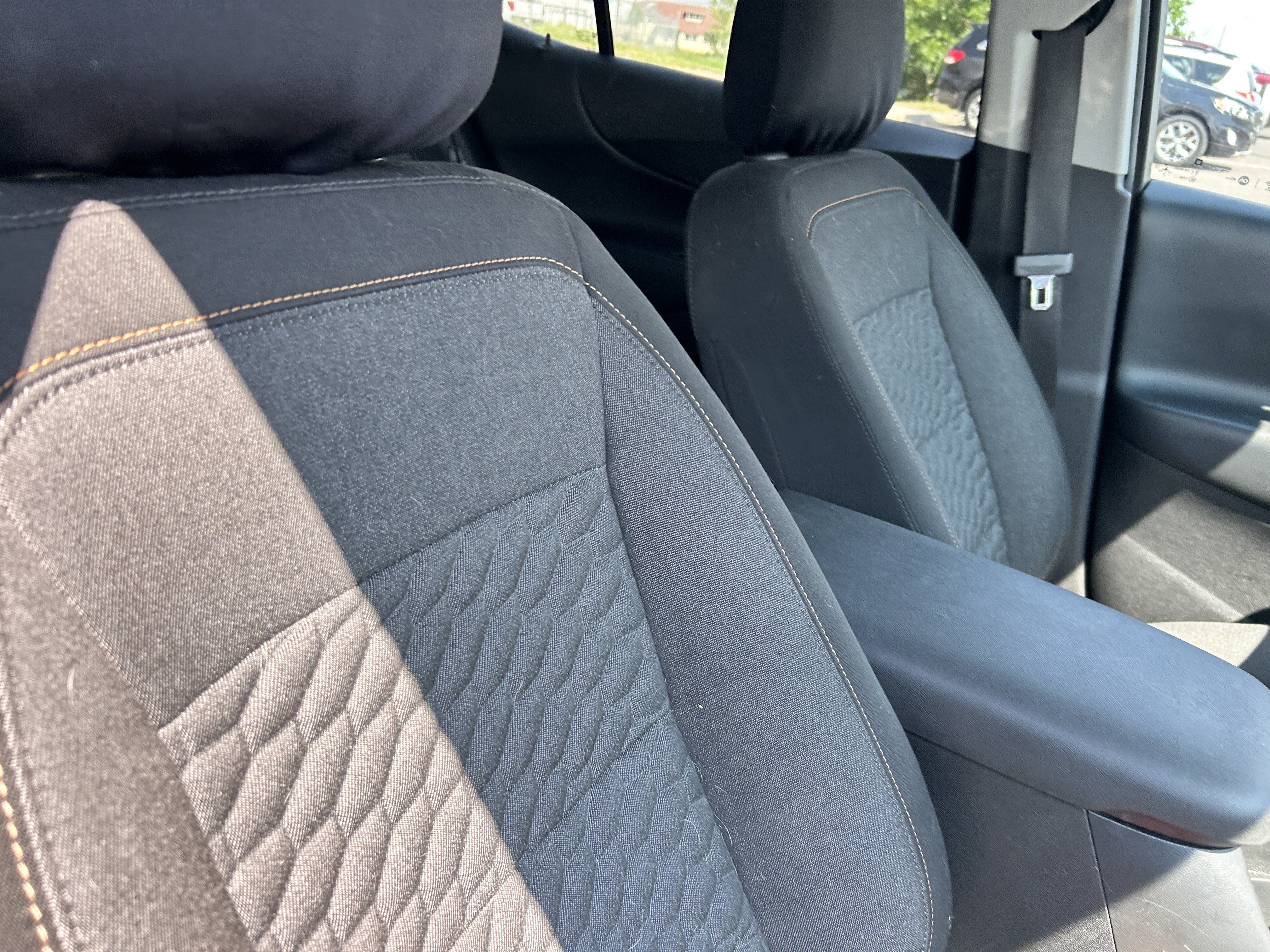 Used 2018 Summit White Chevrolet LT image 13